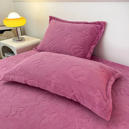 MonoFloral Milk Velvet Bedding